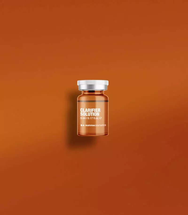 Das Produkt wird auf Gesicht und Hals aufgetragen